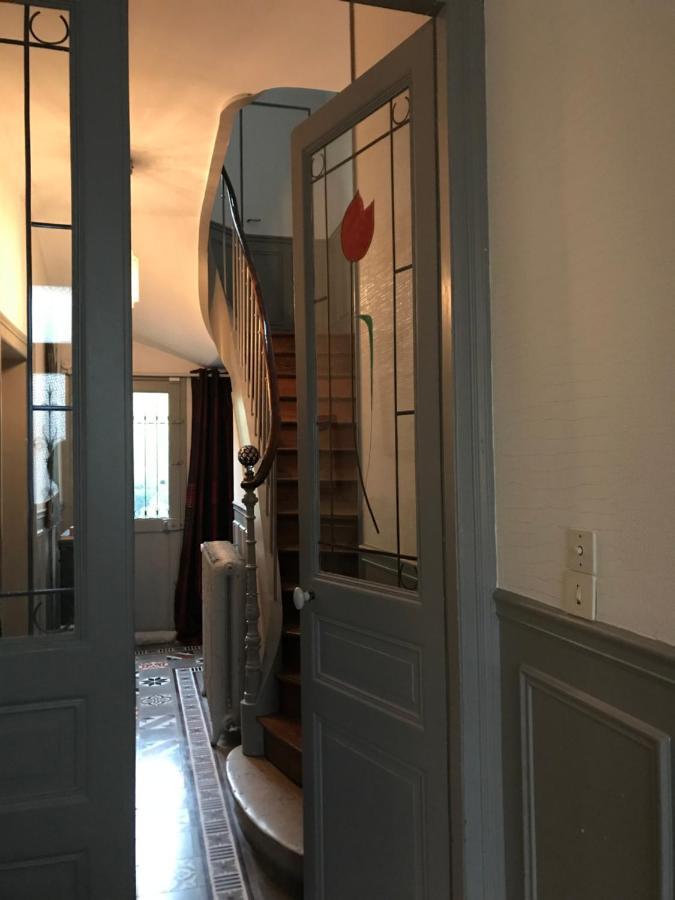 Un Jardin Dans La Ville Bed & Breakfast ชาลงส์-อ็อง-ชองปาญ ภายนอก รูปภาพ